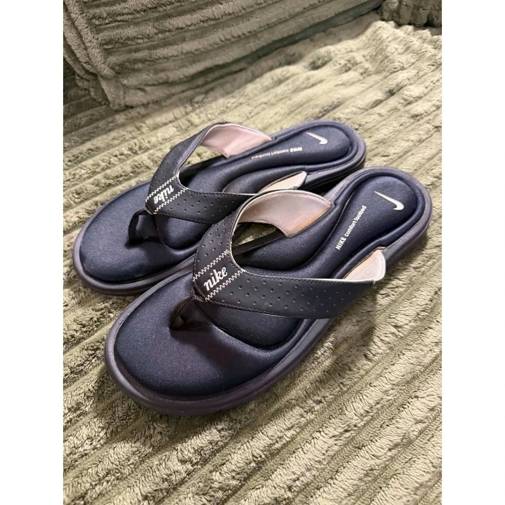 Nike Womens 11 Black Flip Flop Sandals Comfort Footbed Thong Slides Athletic